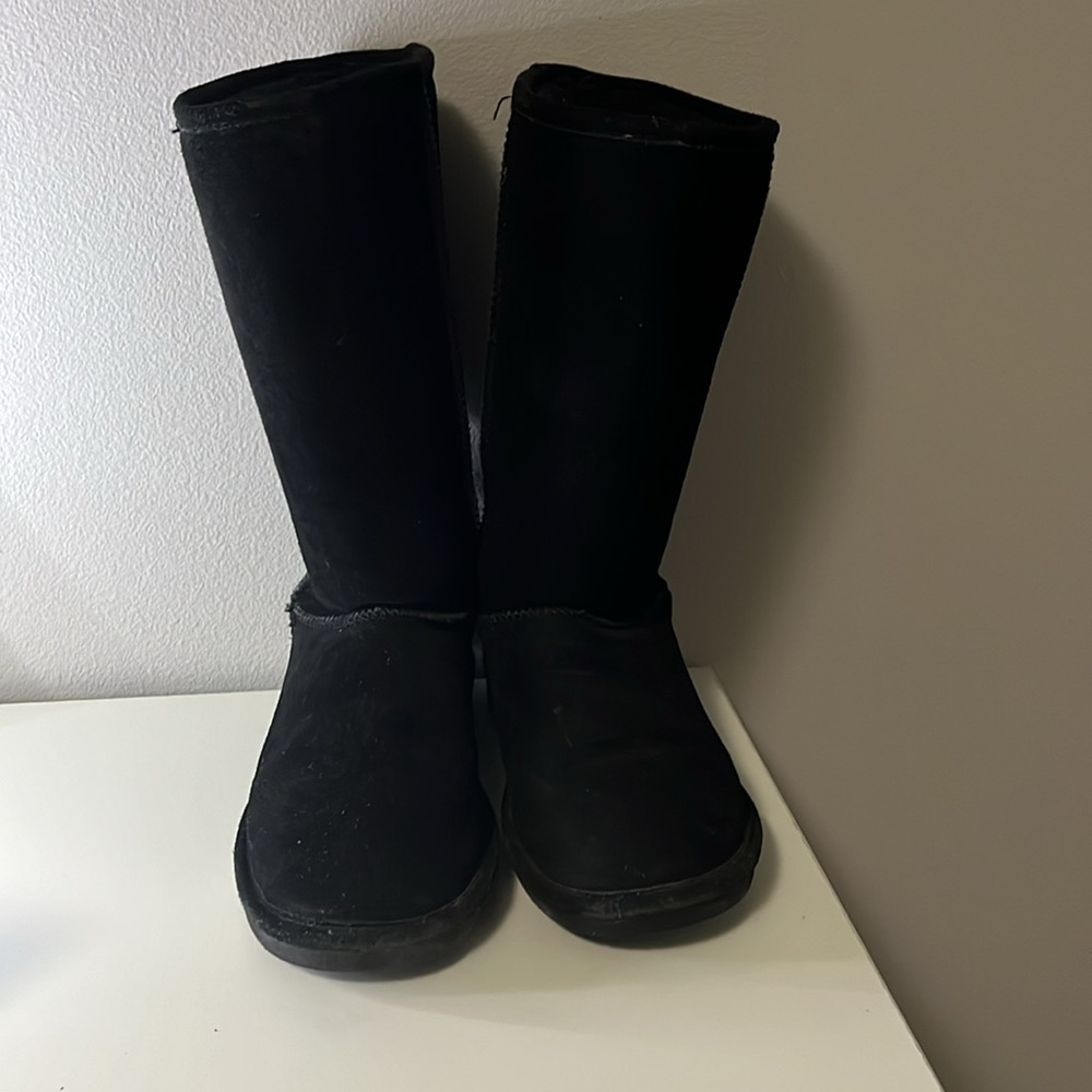 bearpaw boots - Picture 3 of 3